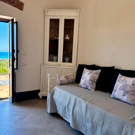 Villa Kubos Agrirelais Torrenova (Sicily)